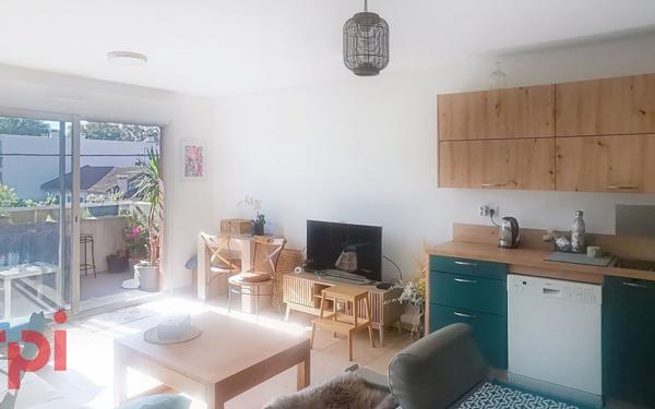 Appartement à vendre    3 pièces • 57 m2 La Seyne-sur-Mer