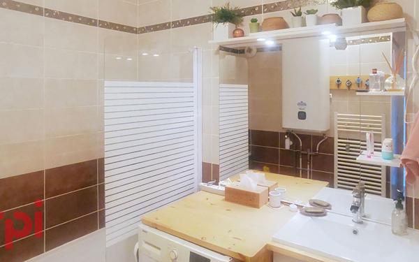 Appartement à vendre    3 pièces • 57 m2 La Seyne-sur-Mer