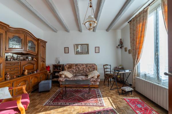 Maison 4 pièces - 135 m² Exclusivité efficity