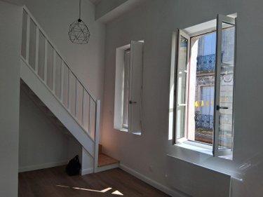 Immeuble à vendre à Sainte-Foy-la-Grande en Gironde (33220), ref : 33082/353
