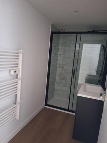 Immeuble à vendre à Sainte-Foy-la-Grande en Gironde (33220), ref : 33082/353