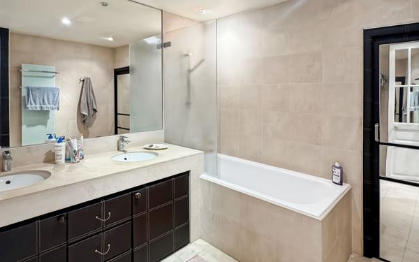 Appartement à vendre    3 pièces • 129,90 m2 Toulouse