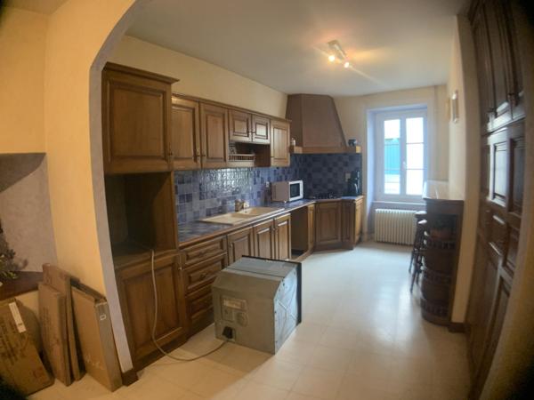 Vous recherchez un investissement immobilier et vous désirez dévelloper une activité de service qui a du sens? Contactez moi!