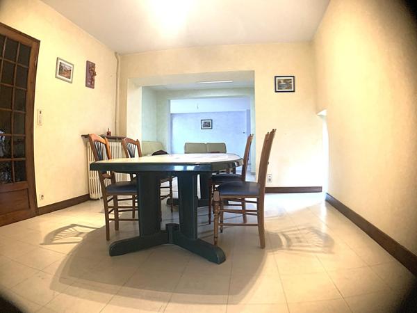 Vous recherchez un investissement immobilier et vous désirez dévelloper une activité de service qui a du sens? Contactez moi!