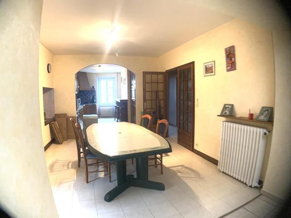 Vous recherchez un investissement immobilier et vous désirez dévelloper une activité de service qui a du sens? Contactez moi!