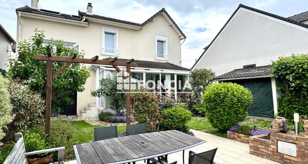 À vendre Maison 6 pièces 121 m² - Paray-vieille-poste 91550