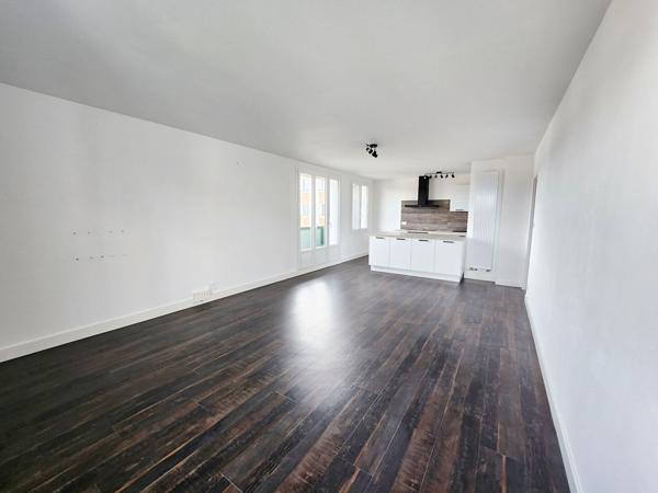 Appartement 92 m² - 2 chambres- Ecommoy