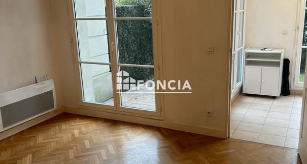 Location Appartement 2 pièces 44.1 m² - Le Plessis-robinson 92350