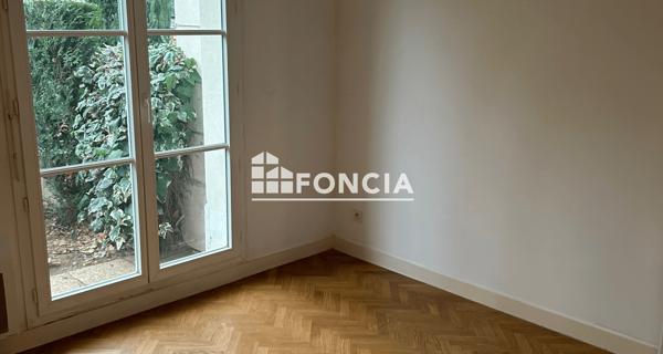 Location Appartement 2 pièces 44.1 m² - Le Plessis-robinson 92350