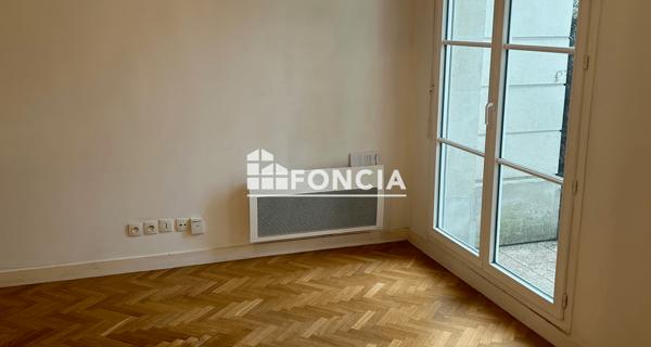 Location Appartement 2 pièces 44.1 m² - Le Plessis-robinson 92350