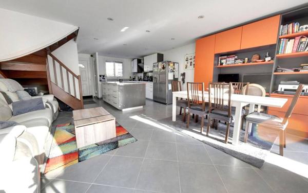 Maison à vendre    5 pièces • 103 m2 Roissy-en-Brie