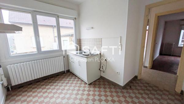 Maison - 5 pièces - 85m²