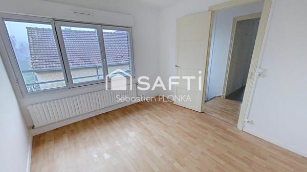 Maison - 5 pièces - 85m²