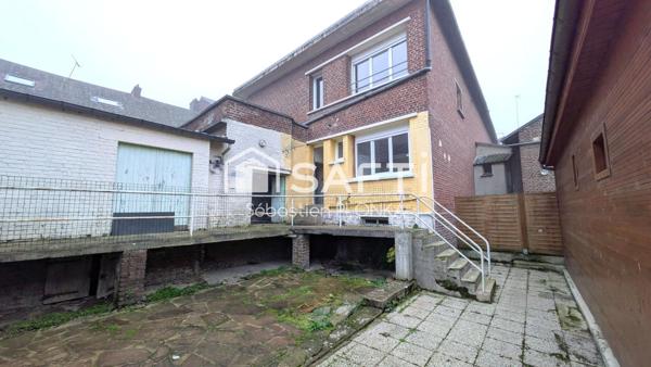 Maison - 5 pièces - 85m²