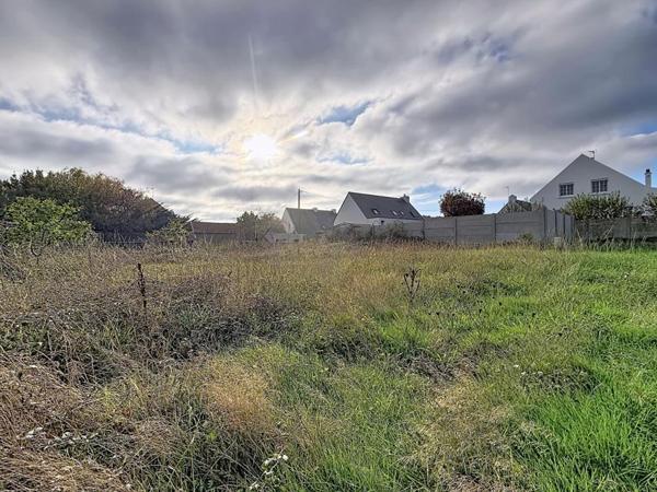 Terrain 671m²