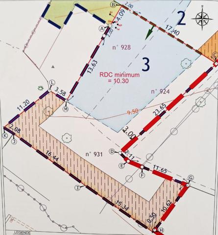 Terrain 671m²