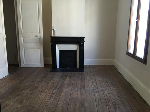 BRAY SUR SEINE - LOCAL COMMERCIAL - 80m²