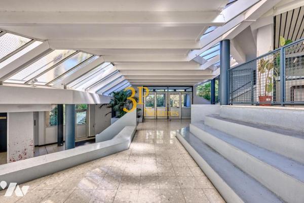 LE PRE SAINT GERVAIS (Seine-Saint-Denis) - Un appartement de 3 pièces principales, cave et parking