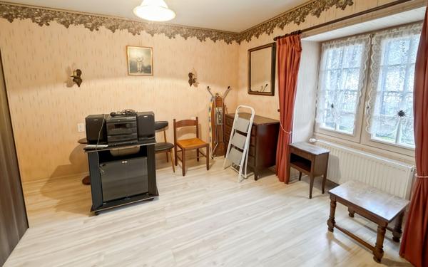 Maison à vendre    4 pièces •  Bou