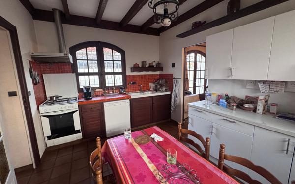 Maison à vendre    6 pièces •  Gujan-Mestras