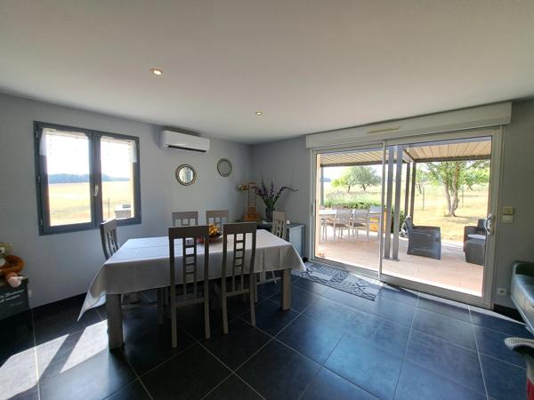 Maison à vendre 127 m2 au sol - 4 chambres LA ROCHE POSAY (86)