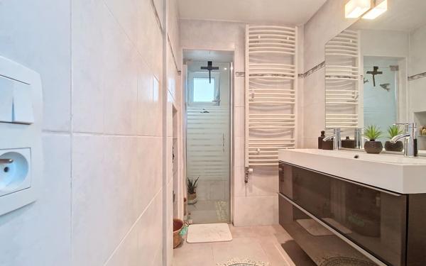 Appartement à vendre    4 pièces • 107,73 m2 Annemasse