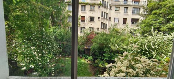 Chambre avec ascenseur, au calme avec vue jardin