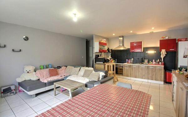 Appartement à vendre    5 pièces • 90,41 m2 Les Abrets