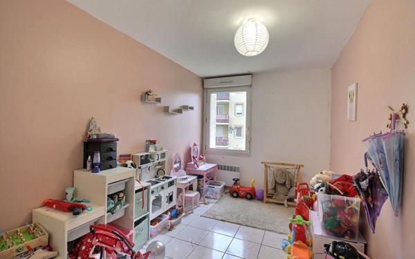 Appartement à vendre    5 pièces • 90,41 m2 Les Abrets