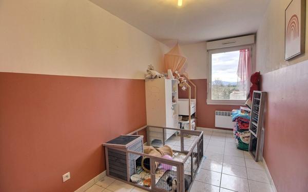 Appartement à vendre    5 pièces • 90,41 m2 Les Abrets