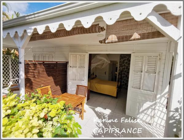 SAINTE ANNE à vendre - charmante villa créole T3 + 2 studios, proche plage