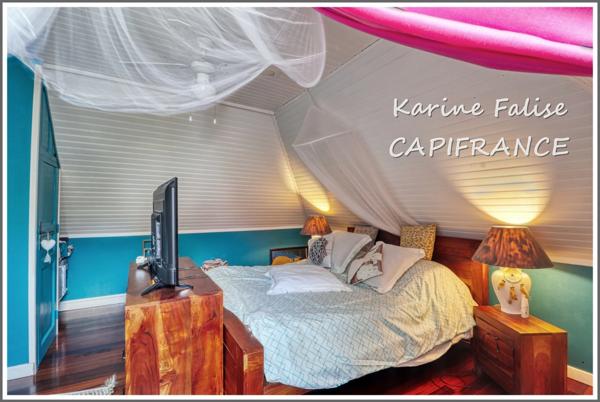 SAINTE ANNE à vendre - charmante villa créole T3 + 2 studios, proche plage