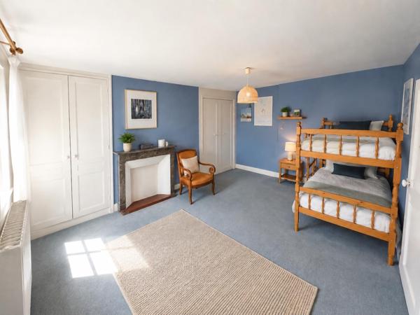 Maison à ROUEN, 76000 - 5 pièces 110m²