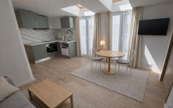 Maison à vendre    2 pièces • 54,11 m2 Cannes