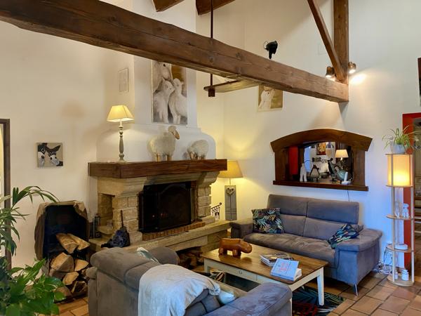 Érôme (26600) Propriété de charme avec dépendances, piscine et vue sur la vallée - plus de 210 m² habitables sur plus d’un h