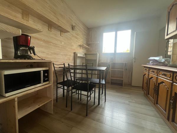 Appartement Angers/Puy Garnier, 2 chambres, garages, cave 4 pièces 66.77 m2