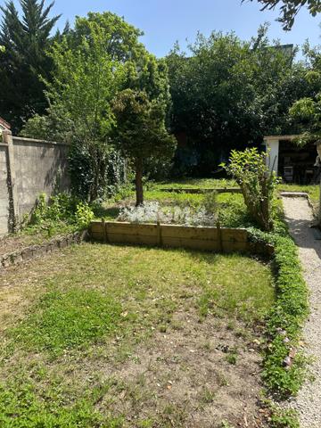 Yerres (91330) YERRES – QUARTIER BROSSOLETTE / GARE – MAISON AVEC JARDIN SANS VIS-À-VIS