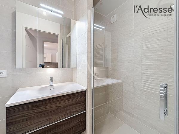 Appartement 4 pièces PUTEAUX /85 m²/Terrasse /Cave /2 parkings