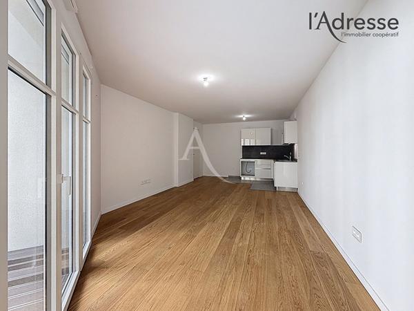 Appartement 4 pièces PUTEAUX /85 m²/Terrasse /Cave /2 parkings