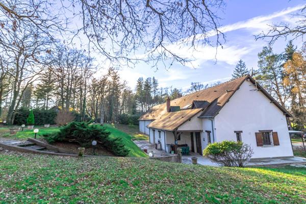 Maison Neuvy Sur Barangeon 6 pièce(s) 210 m2