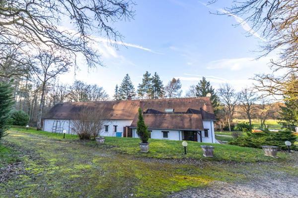 Maison Neuvy Sur Barangeon 6 pièce(s) 210 m2