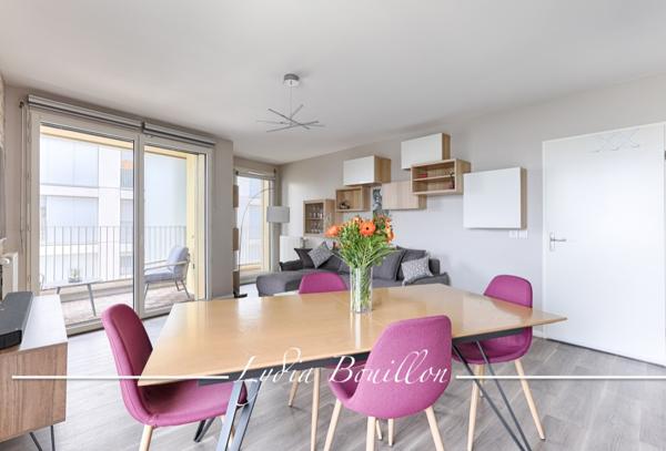 Nanterre (92000) NANTERRE-UNIVERSITE 3 pièces lumineux avec balcons en étage élevé et vue dégagée