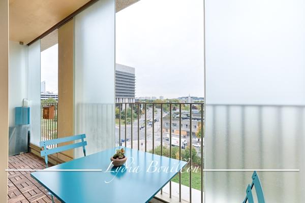 Nanterre (92000) NANTERRE-UNIVERSITE 3 pièces lumineux avec balcons en étage élevé et vue dégagée