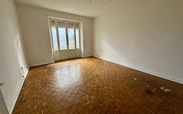 Appartement à vendre    3 pièces •  Pau
