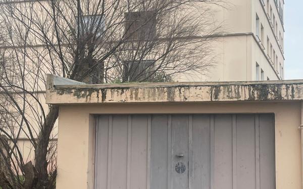 Stationnement à louer    15 m2 Villefranche-sur-Saône