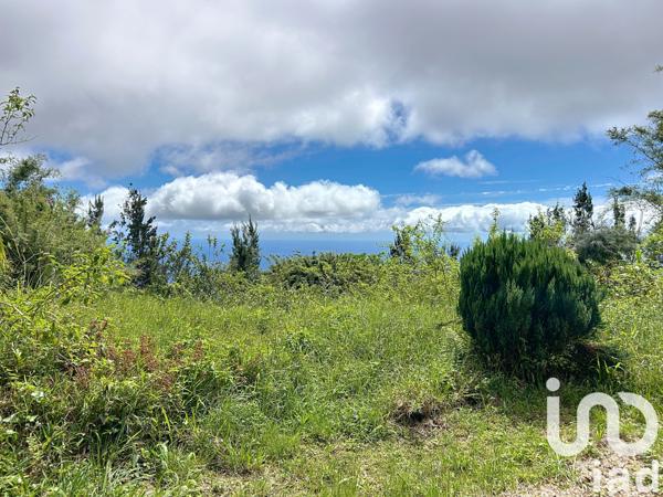 Land for sale 7 500 m² Saint-Denis