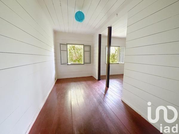 Land for sale 7 500 m² Saint-Denis