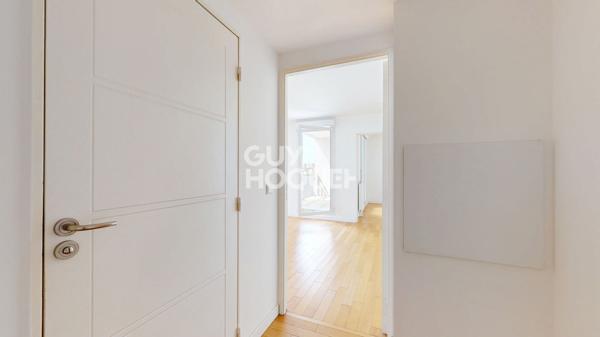 Appartement 3 pièces avec espace extérieur dans un immeuble 2013