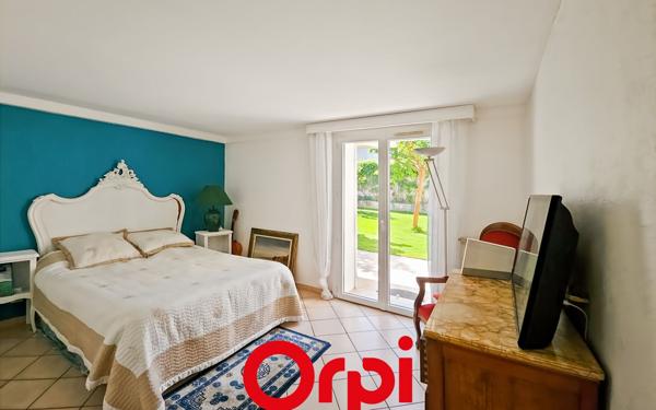 Appartement à vendre    3 pièces • 82 m2 Marseille 12