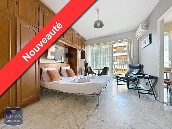 Appartement à vendre 1 pièce 27.86m²